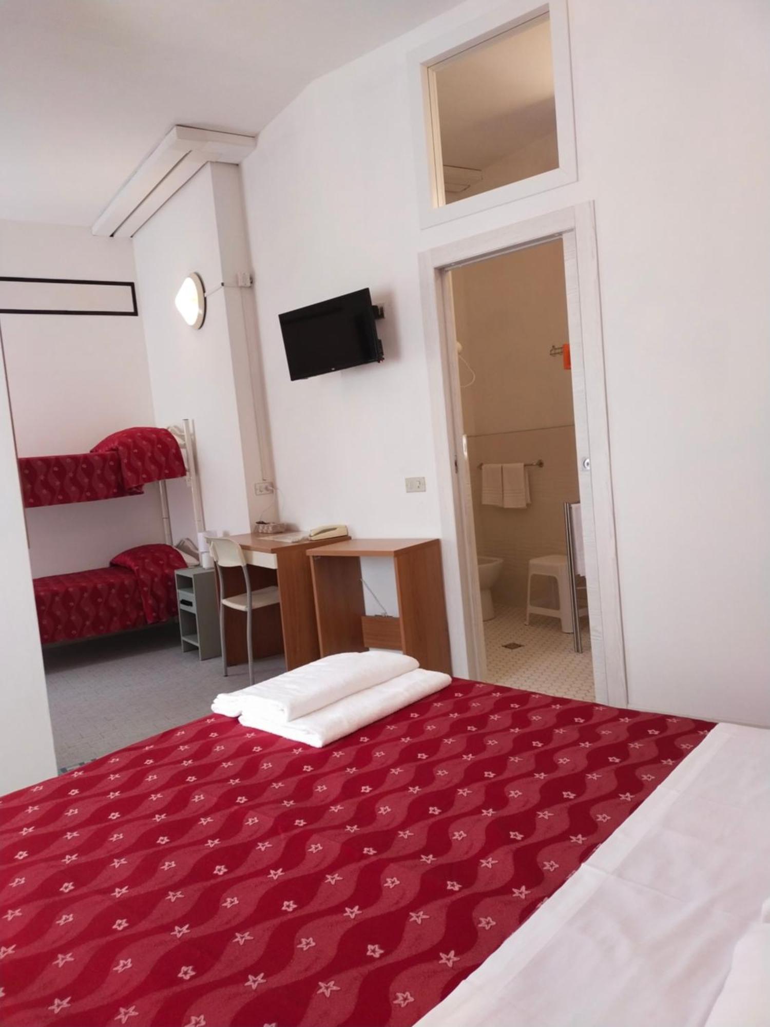 Hotel Goldene Rose Rimini Ngoại thất bức ảnh